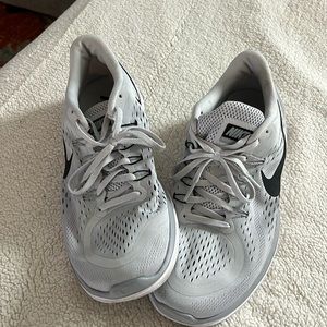 Men’s size 12 Nike sneakers